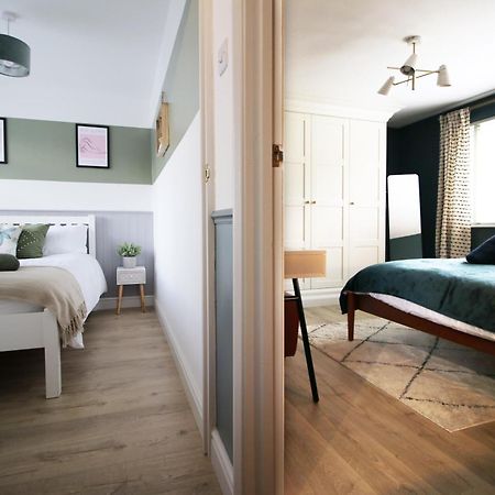 Stylish Home In Bath With Driveway Parking, 10Min From City Exteriör bild