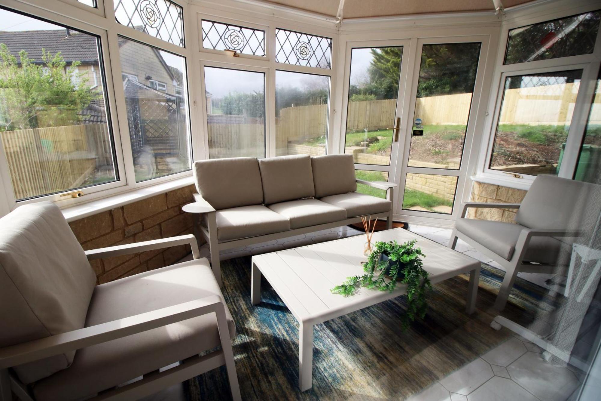 Stylish Home In Bath With Driveway Parking, 10Min From City Exteriör bild